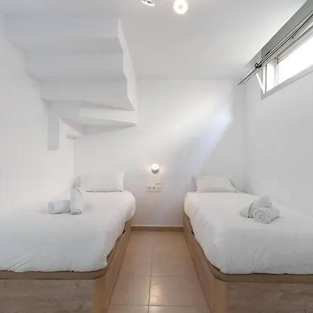 Gandhi By United Renters Torrevieja