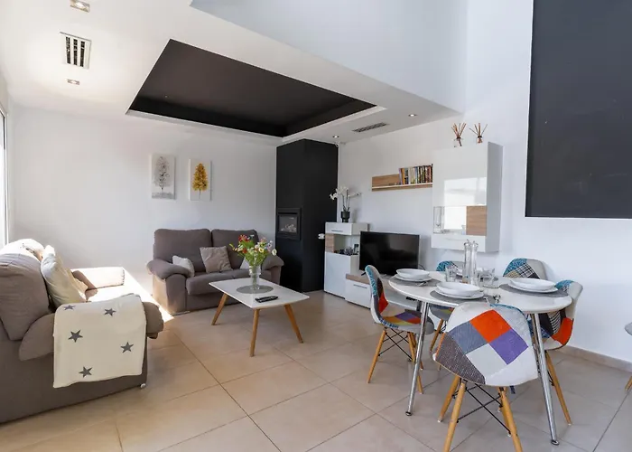 Gandhi By United Renters Torrevieja