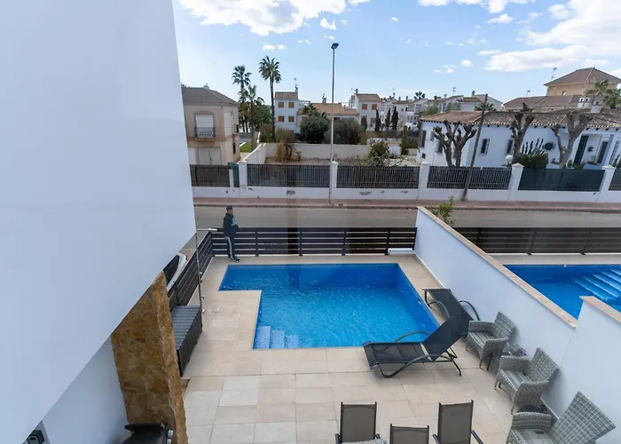 Gandhi By United Renters Torrevieja